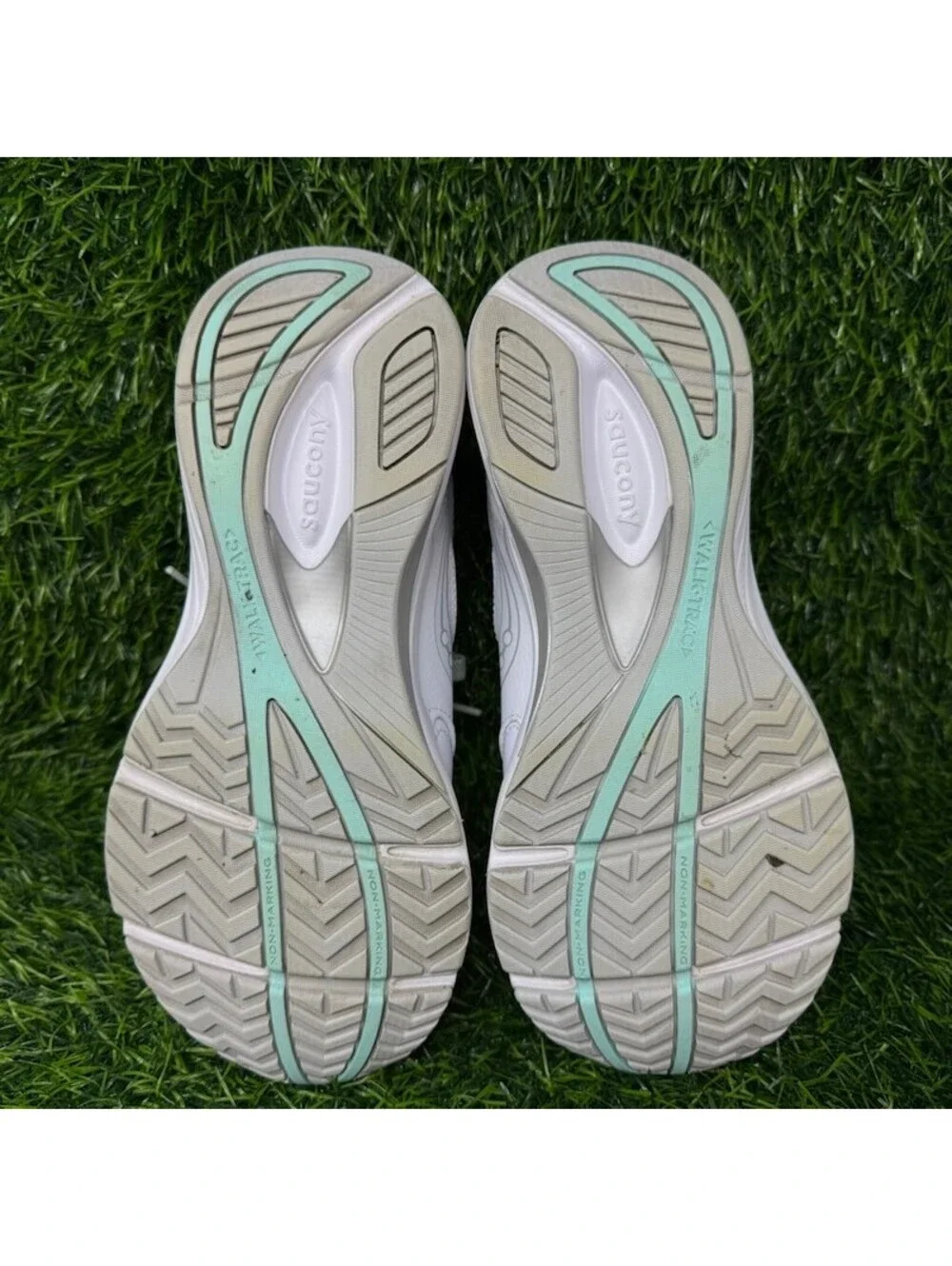 Saucony Integrity Walker 3 S50205-1 Walking Shoes Womens 7 Wide White 2245